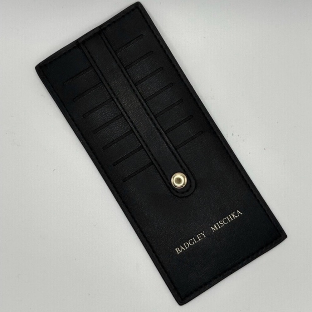 BADGLEY MISCHKA SIMPLE CARDS HOLDER BLACK NWT MSRP $19